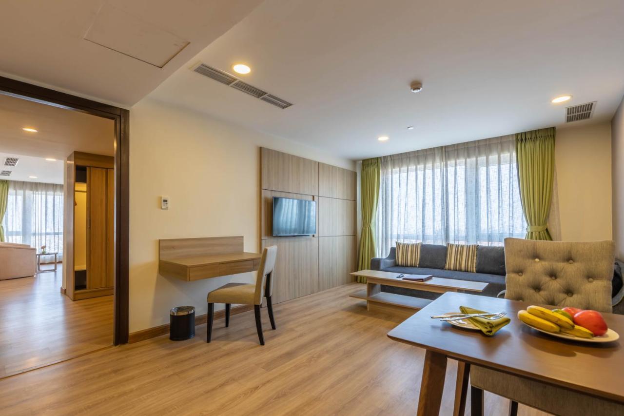 Hotel Crowne Imperial 4*